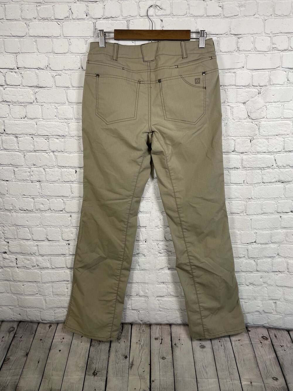 5.11 Tactical Women's Khaki Size 6 Regular - Picture 2 of 4